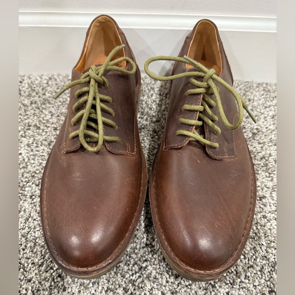 Born men's brown leather dress shoes, size 9 - Picture 4 of 12